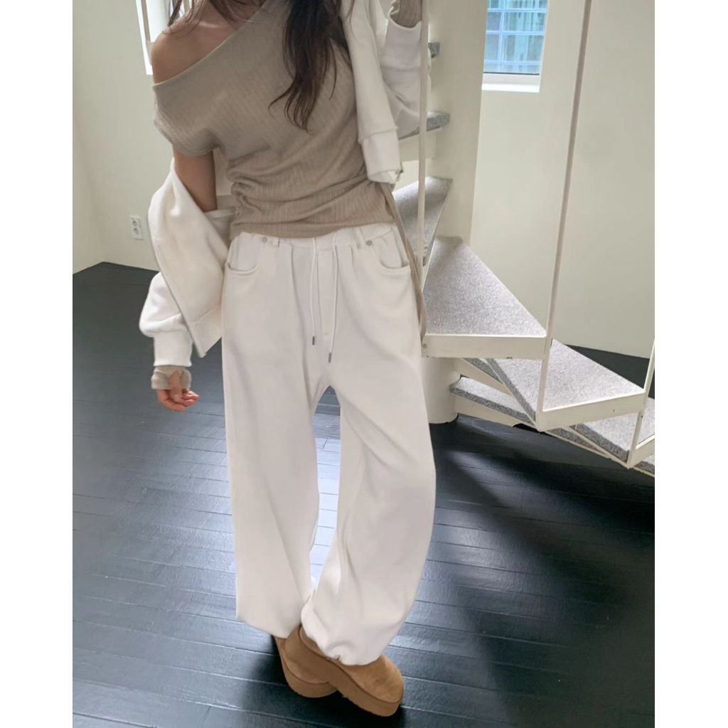 tw-11134207-81zth-mhgzlcg0cah3ca