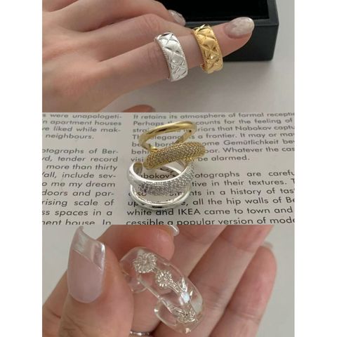 tw-11134207-81ztd-mhh2wsom1gjoe1