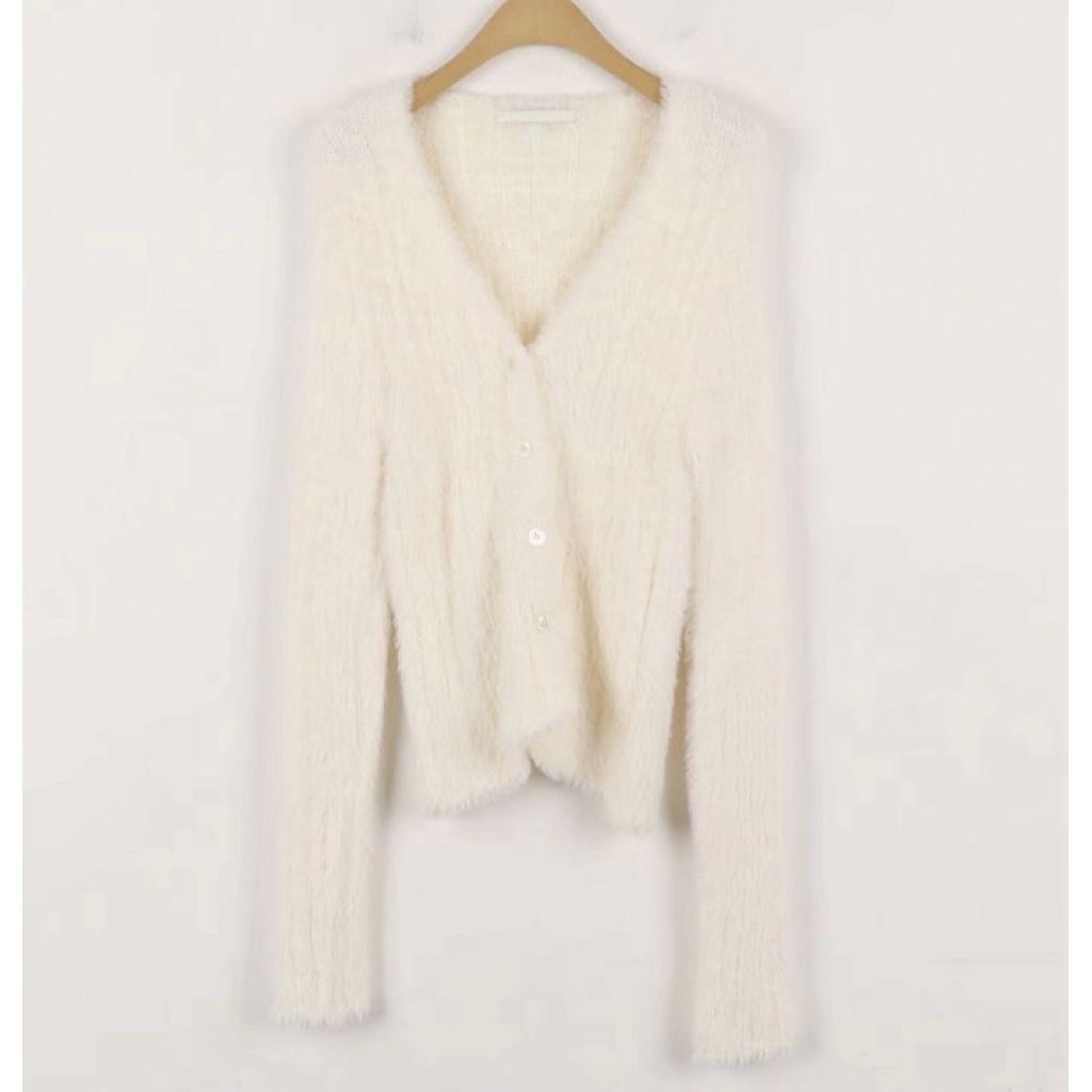 tw-11134207-81ztg-mhh11bstw5c0cc