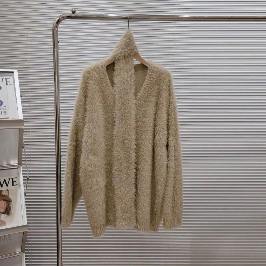 tw-11134207-81ztm-mj2stpjuigw257