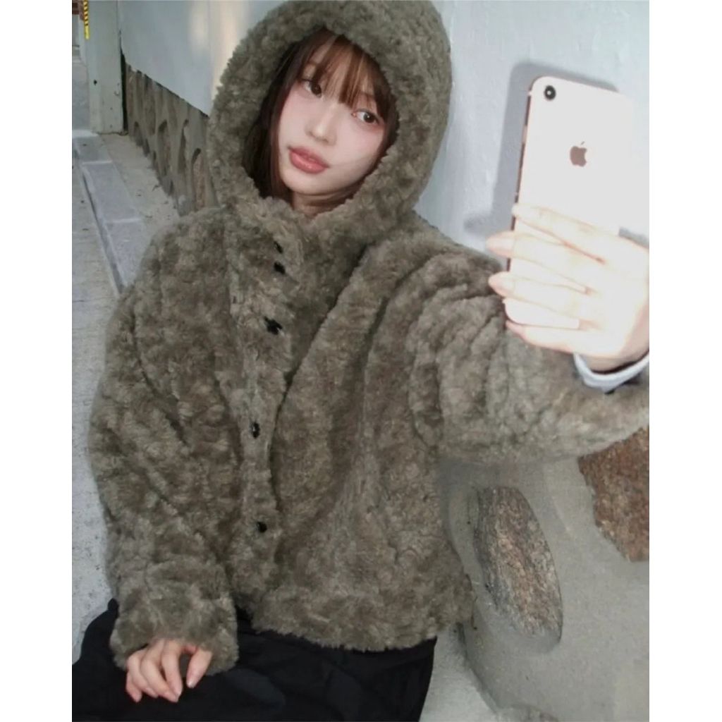 tw-11134207-81ztm-mja7uh103xfl1d