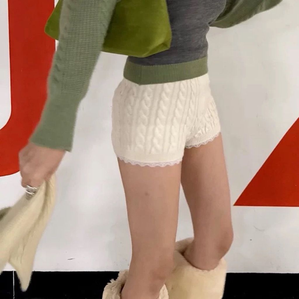 tw-11134207-81ztl-mjsq1i2s81z96d