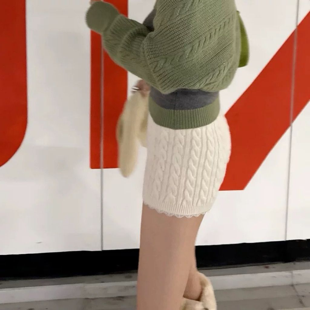 tw-11134207-81ztc-mjsq1i4m34lg26