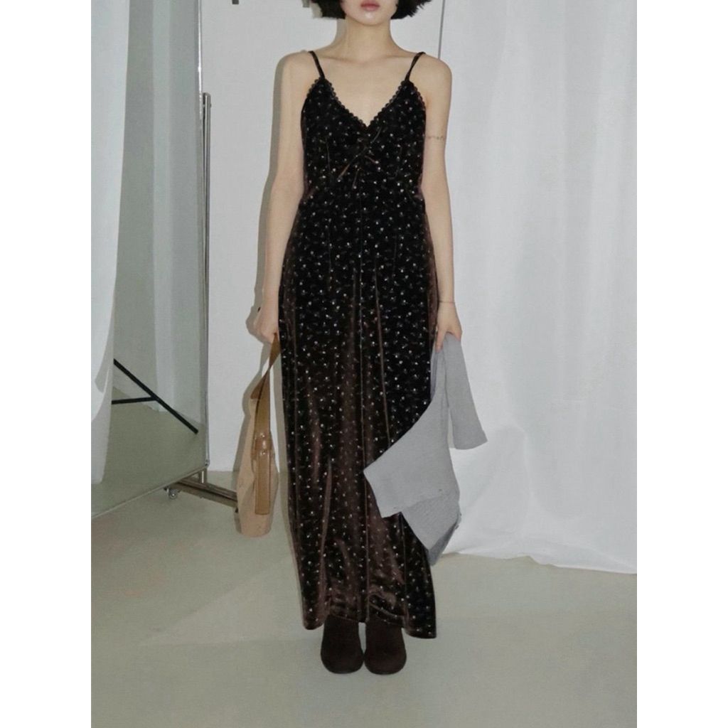 tw-11134207-81ztl-mk0s1t2jrojm32