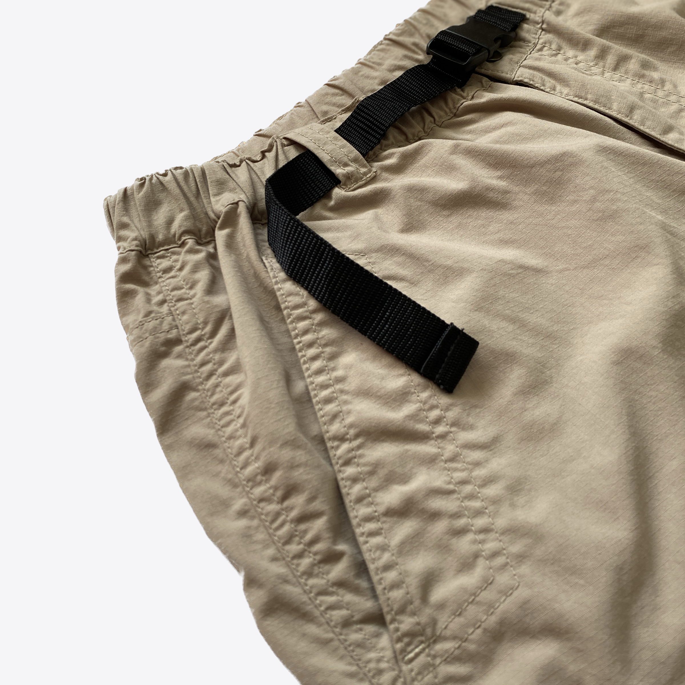 UNIQLO RIPSTOP OUTDOOR SHORTS 3