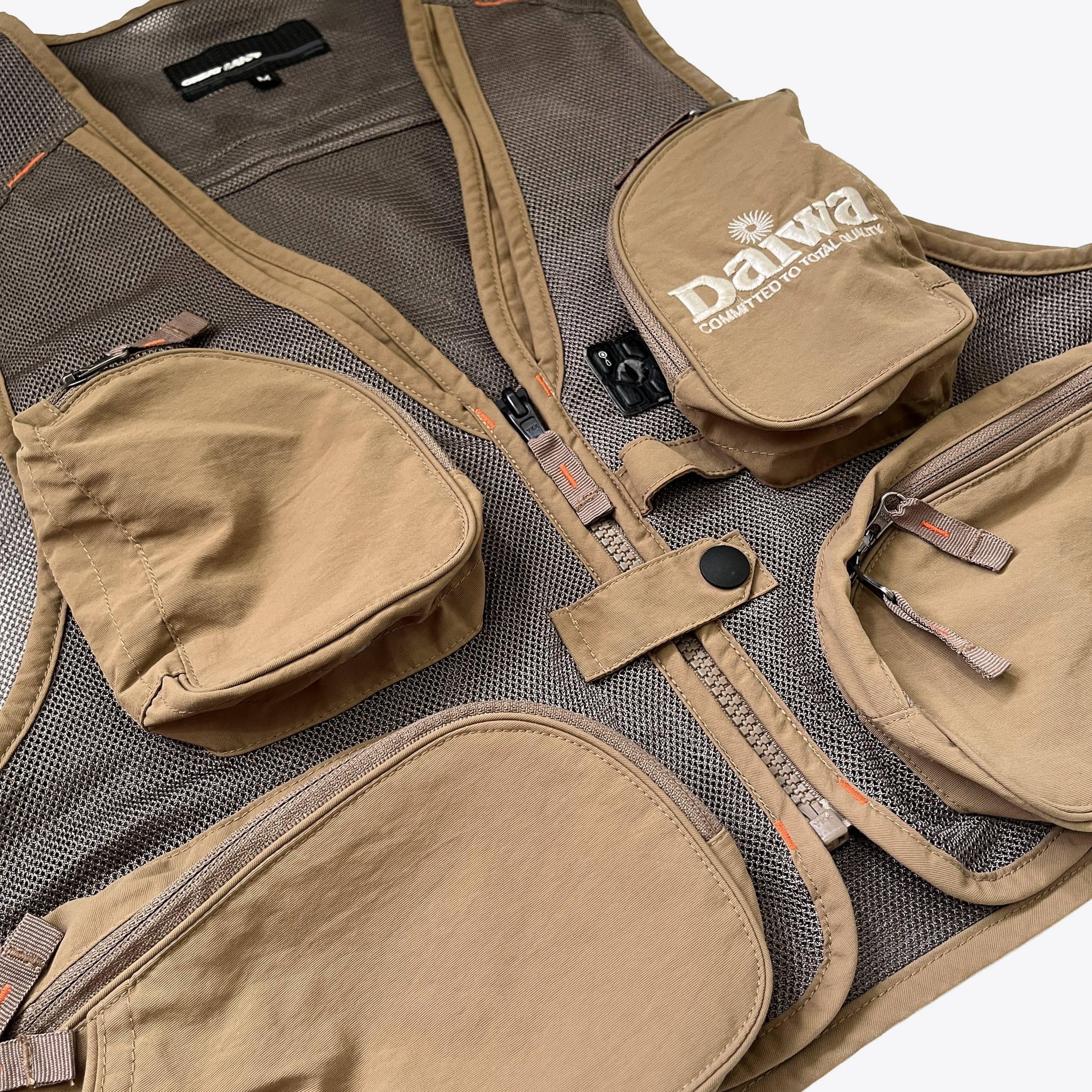 DAIWA GREAT BANFF TACTICAL VEST (2)