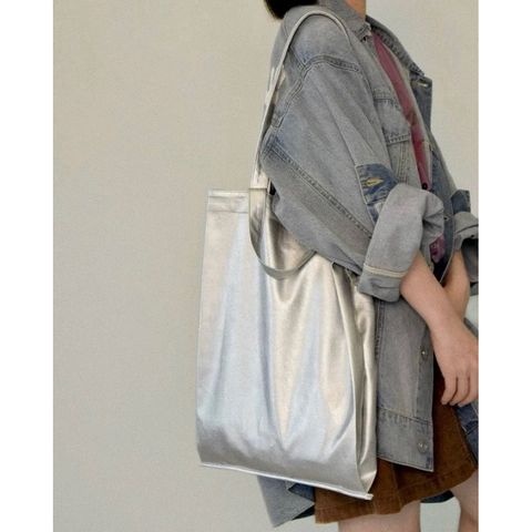 tw-11134207-820le-mlvdnc0yl8g479