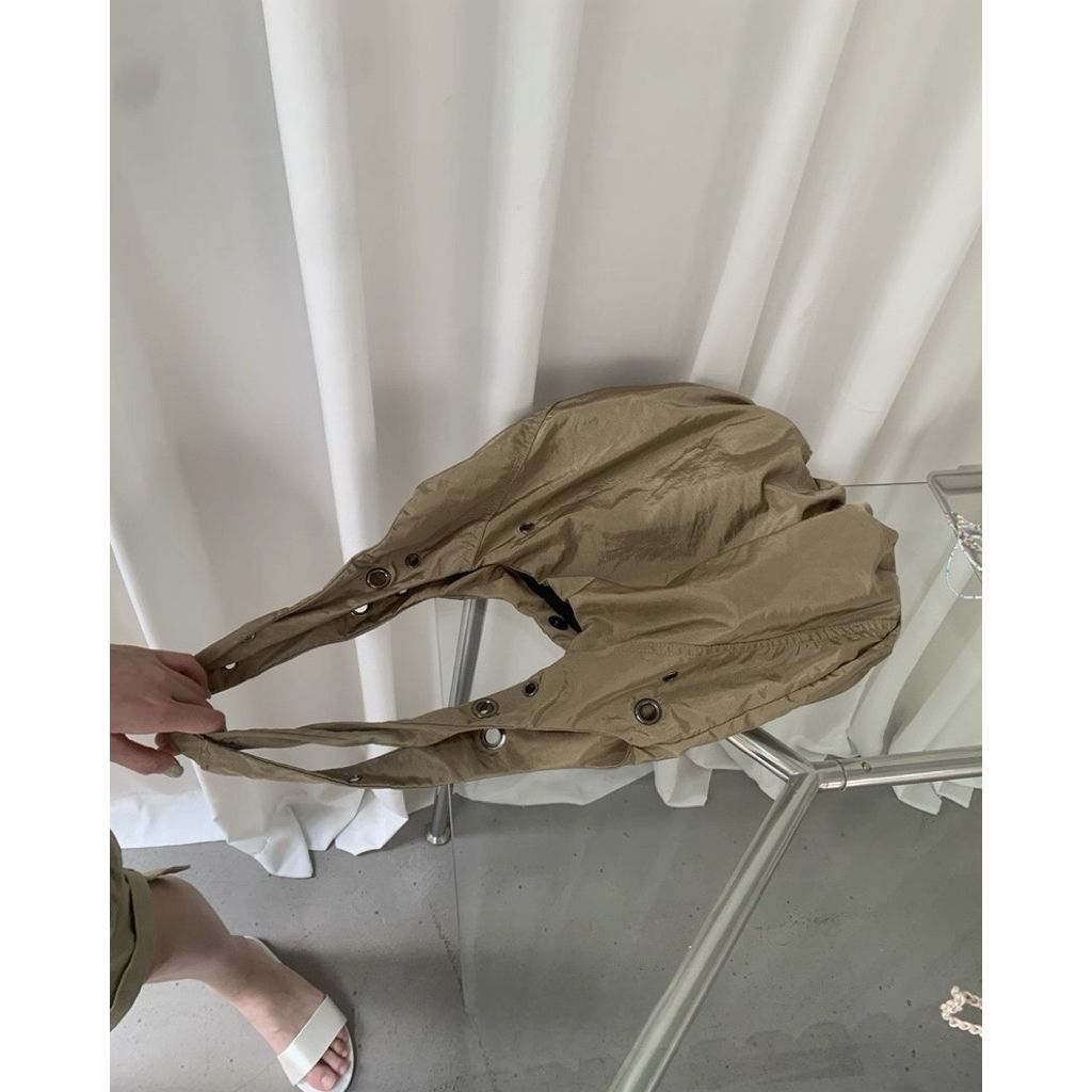 tw-11134207-820l9-mm8pz3lfwjya91