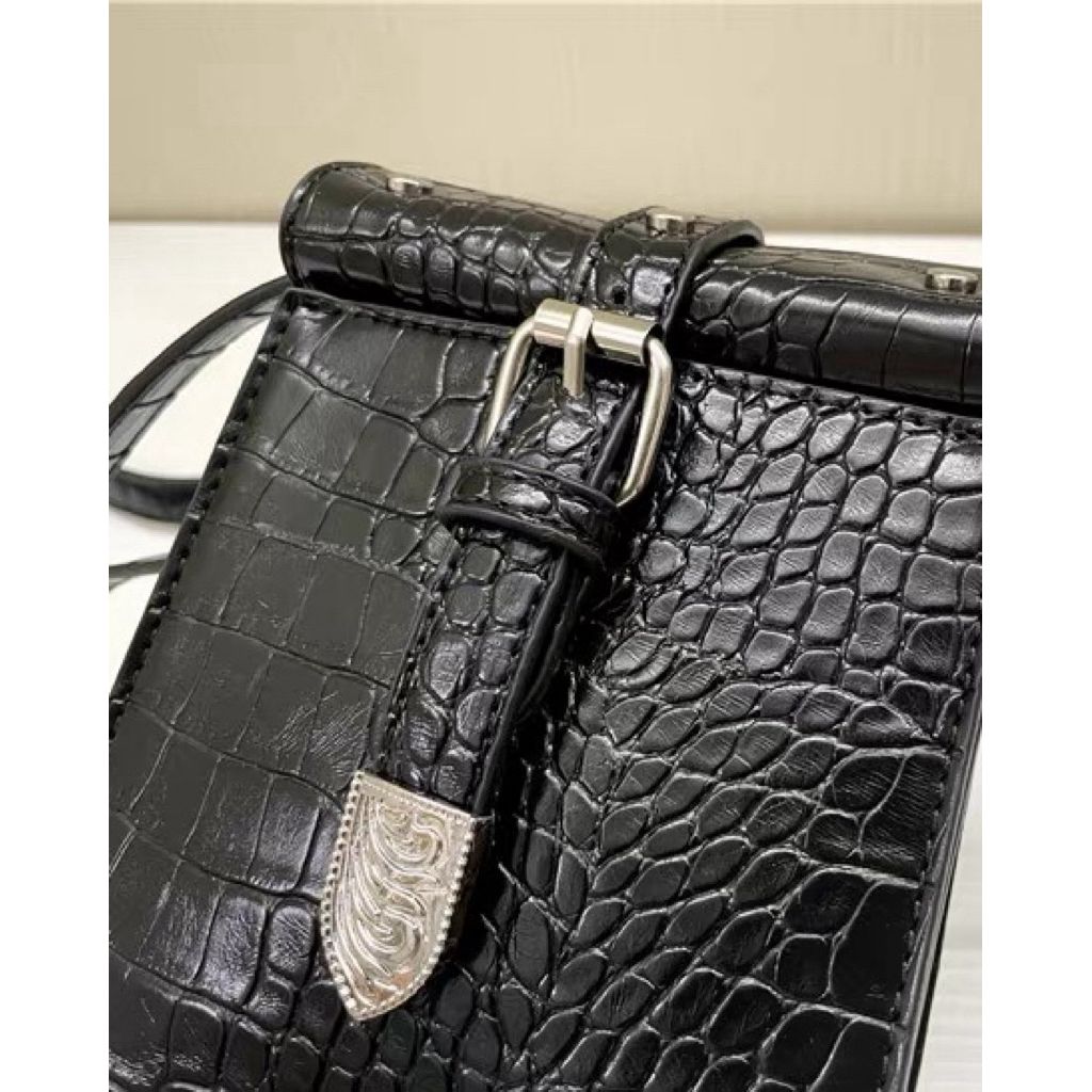 tw-11134207-820lg-mmrciuprdiwz77