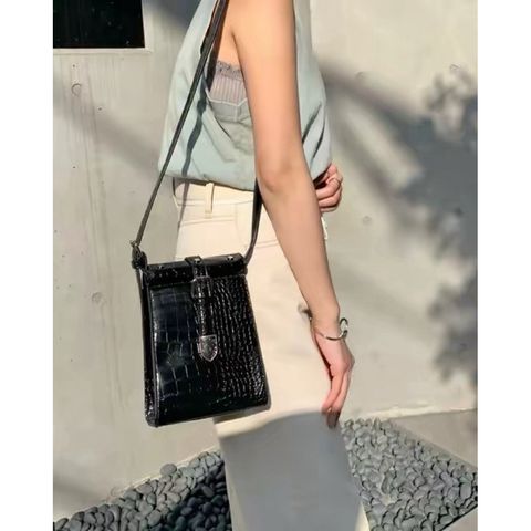 tw-11134207-820lh-mmrceljlf85g13