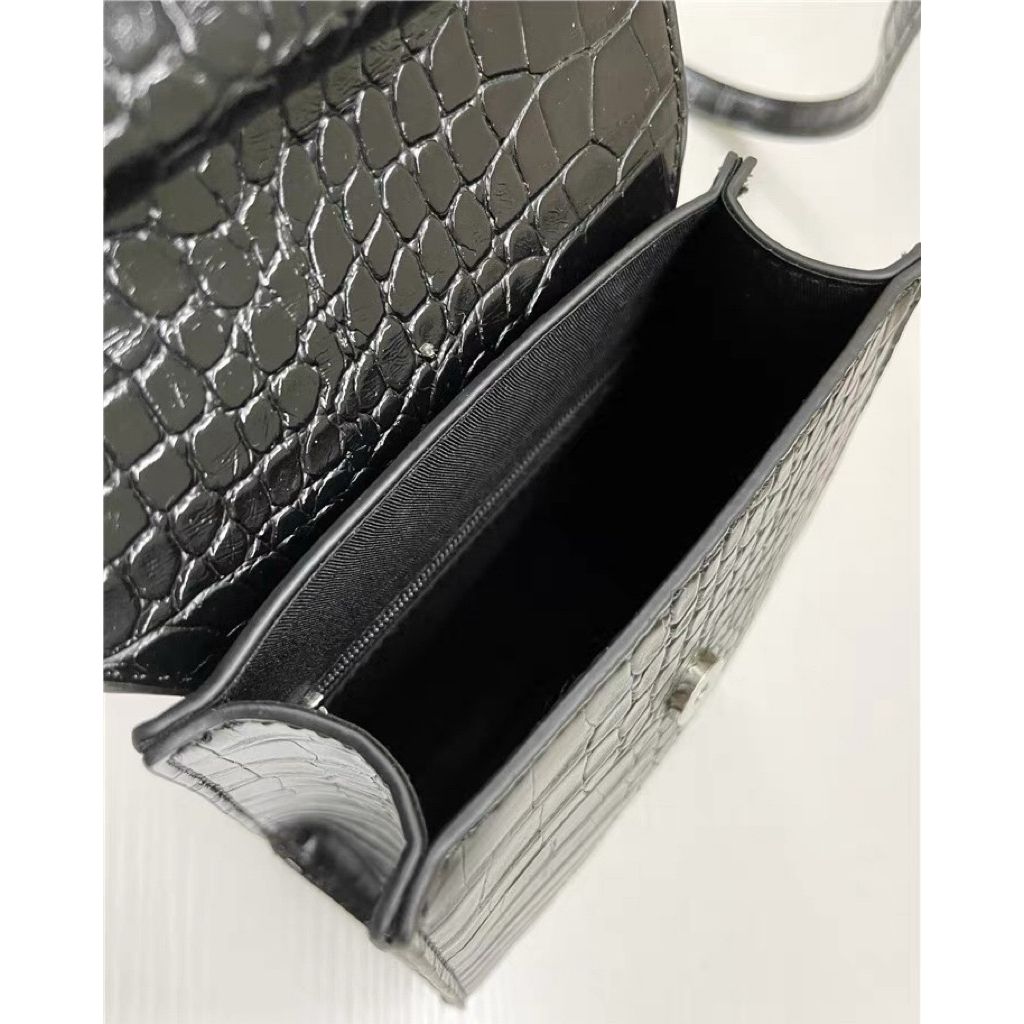 tw-11134207-820lc-mmrceljhfy880f