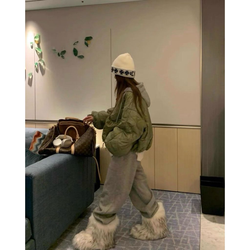 tw-11134207-81ztq-mj3g17u5uvidd8