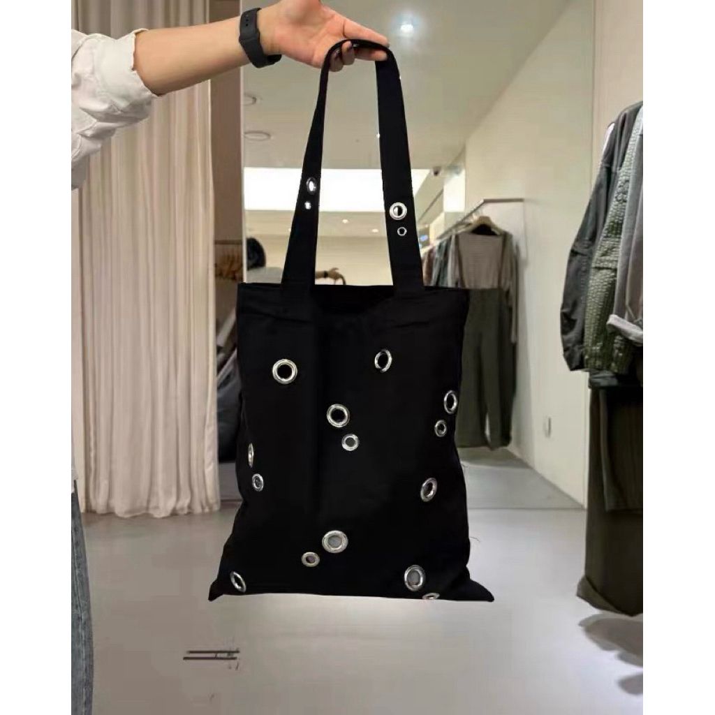 tw-11134207-81ztl-mj3h6t05j2f470