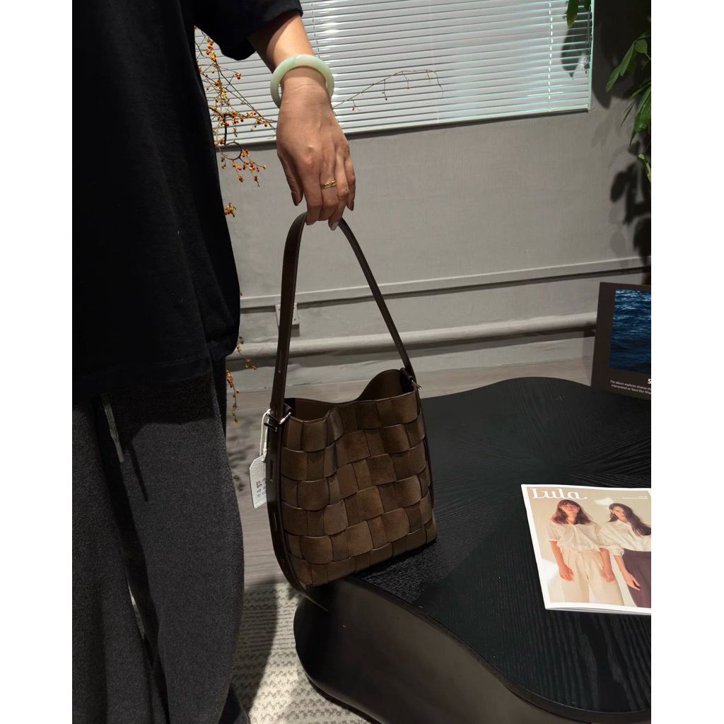 tw-11134207-81ztd-mjjxhs7705qee2