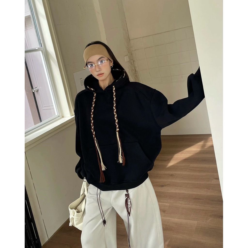 tw-11134207-820l6-mkb48mu6j5dw7d