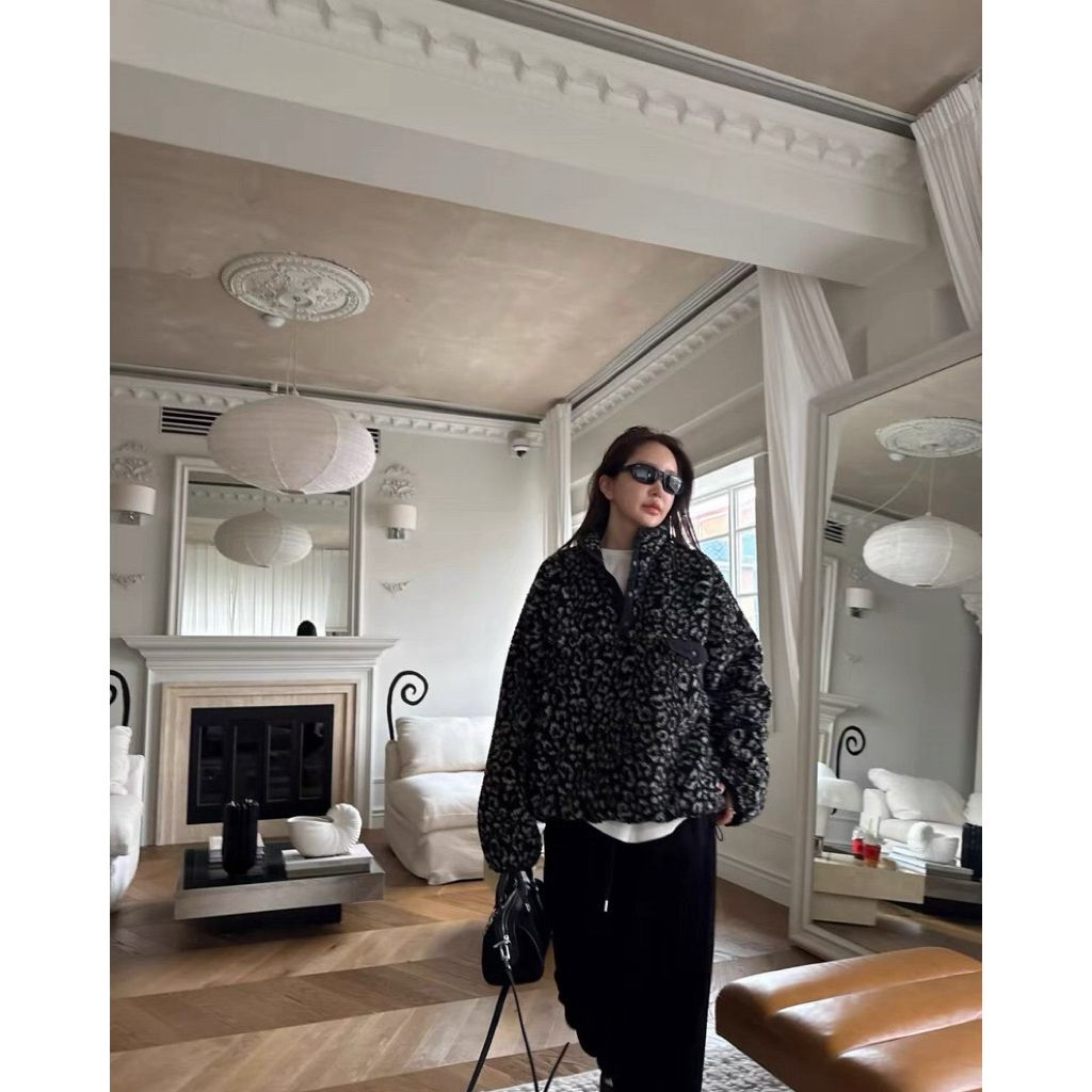 tw-11134207-820lh-mkdhmwk4jy87eb