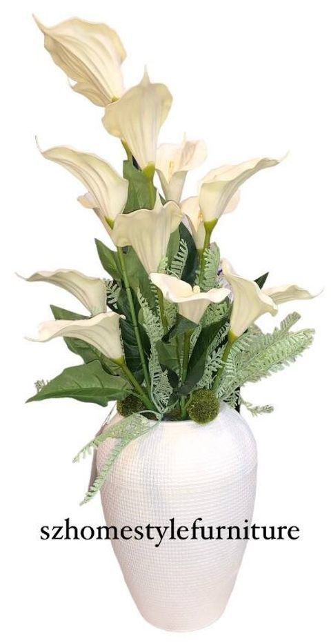 Lily Flower Plastic Vase