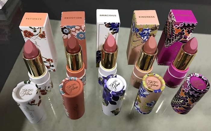 Browse our Young & Glow Lipstick collection