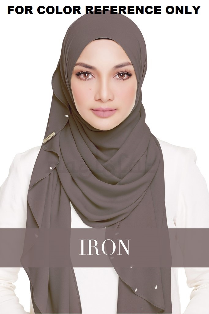 Lady_Warda_-_Iron_1024x1024.jpg