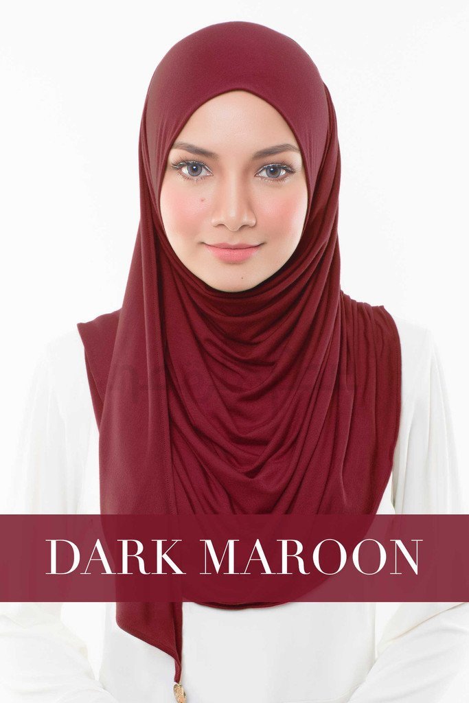 Babes_Basic_Gold_Charm_-_Dark_Maroon_1024x1024_52fc07ea-16b2-4791-80d8-128cd6433446_1024x1024.jpg