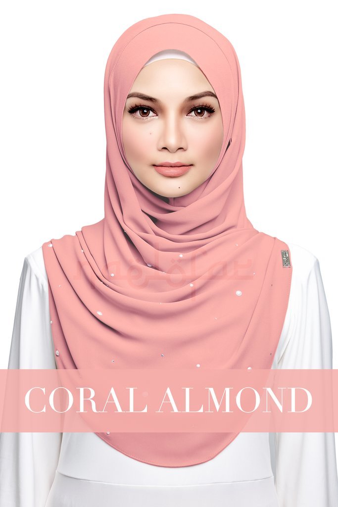 Sarah_-_Coral_Almond_1024x1024.jpg