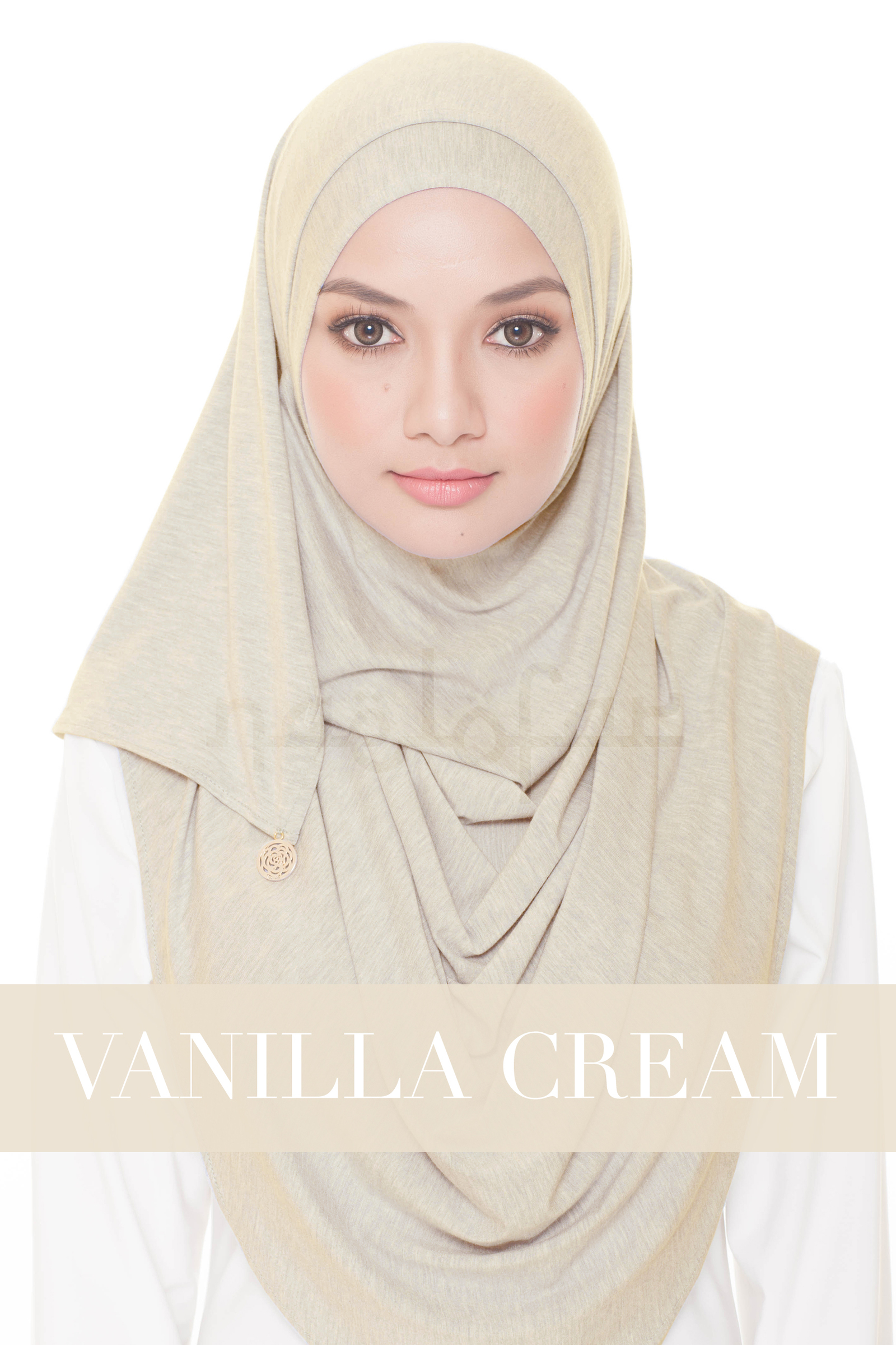 Babes & Basic Loop - Vanilla Cream.jpg