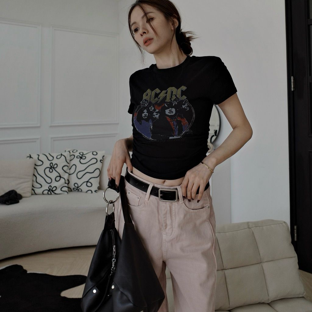 tw-11134207-820lg-mm0c3q9bck5kf9