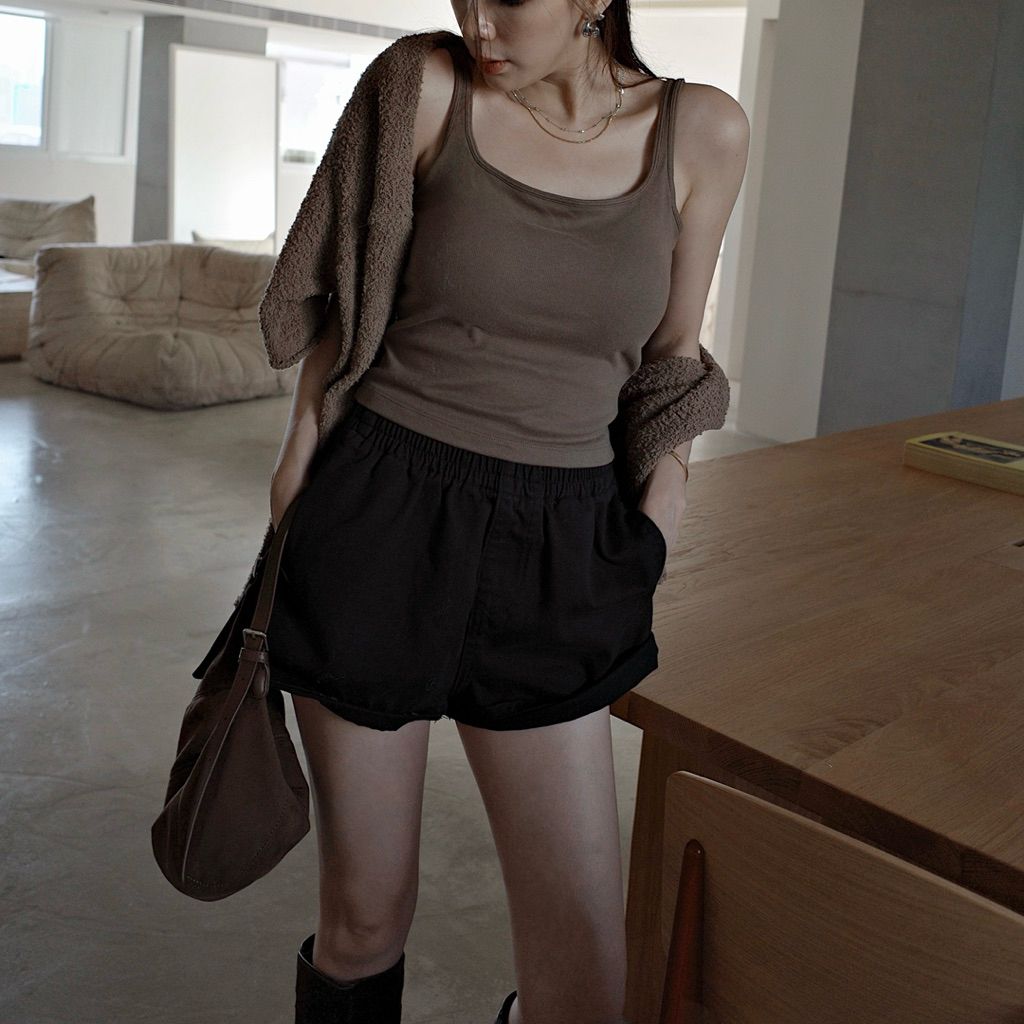 tw-11134207-81ztj-mgw8xo36j30qfb