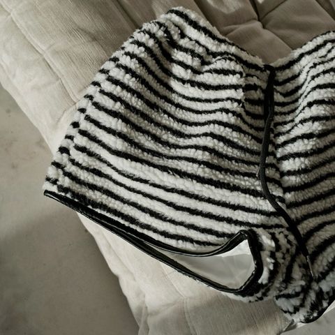 tw-11134207-81ztc-mgw9bcjykzrfb0