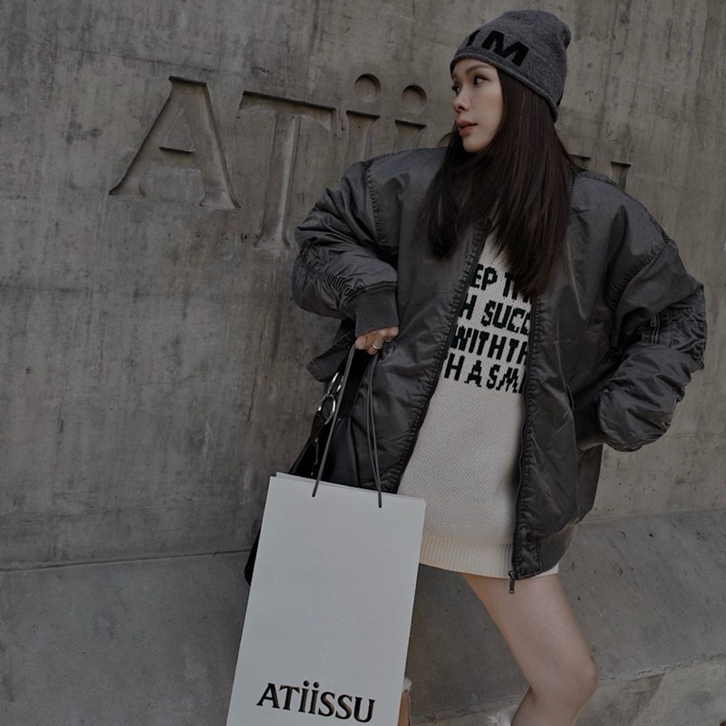 tw-11134207-81zth-mhkhip8yd8udba