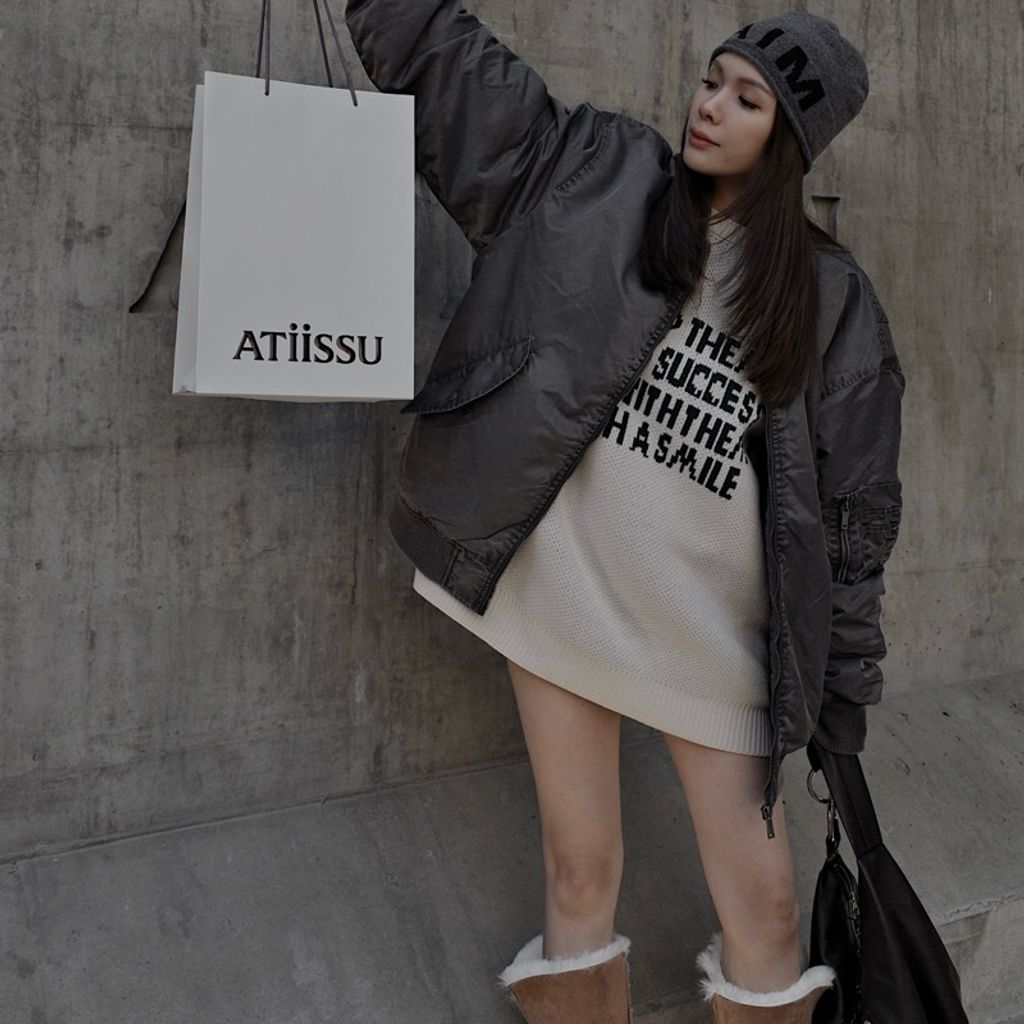 tw-11134207-81zti-mhkhip972hhg4e