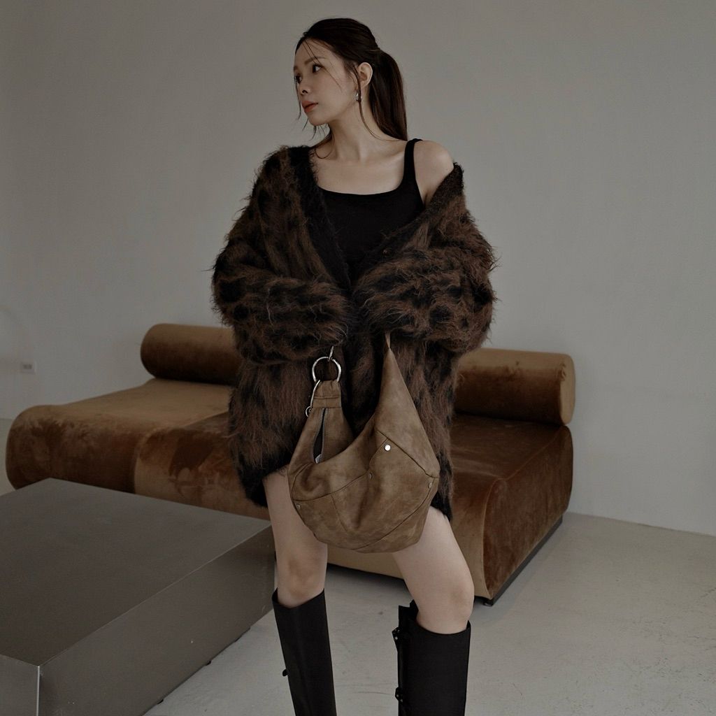 tw-11134207-81zto-miof4z2stdza88