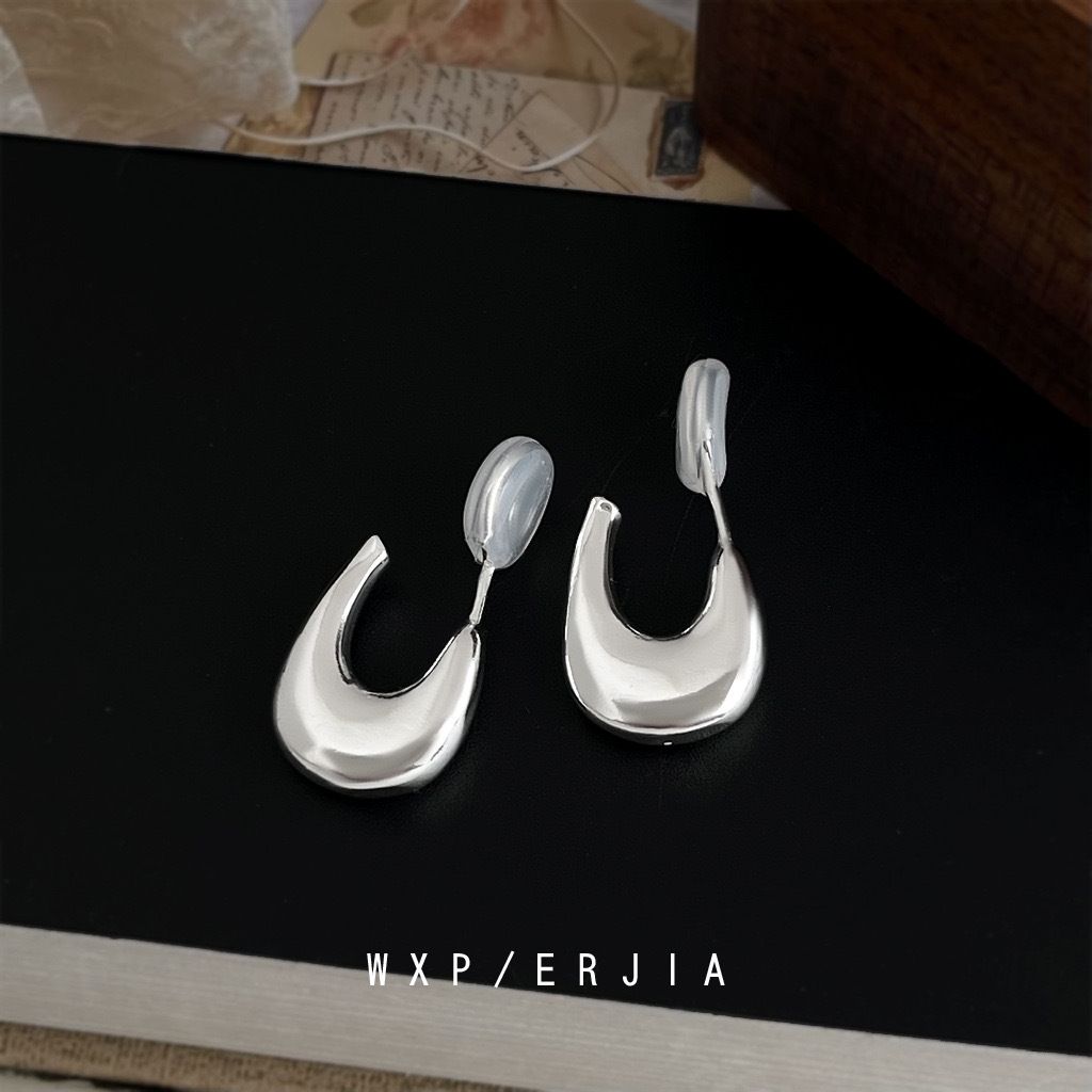 e24d419ab4b41e4d455b378cdc81b35f