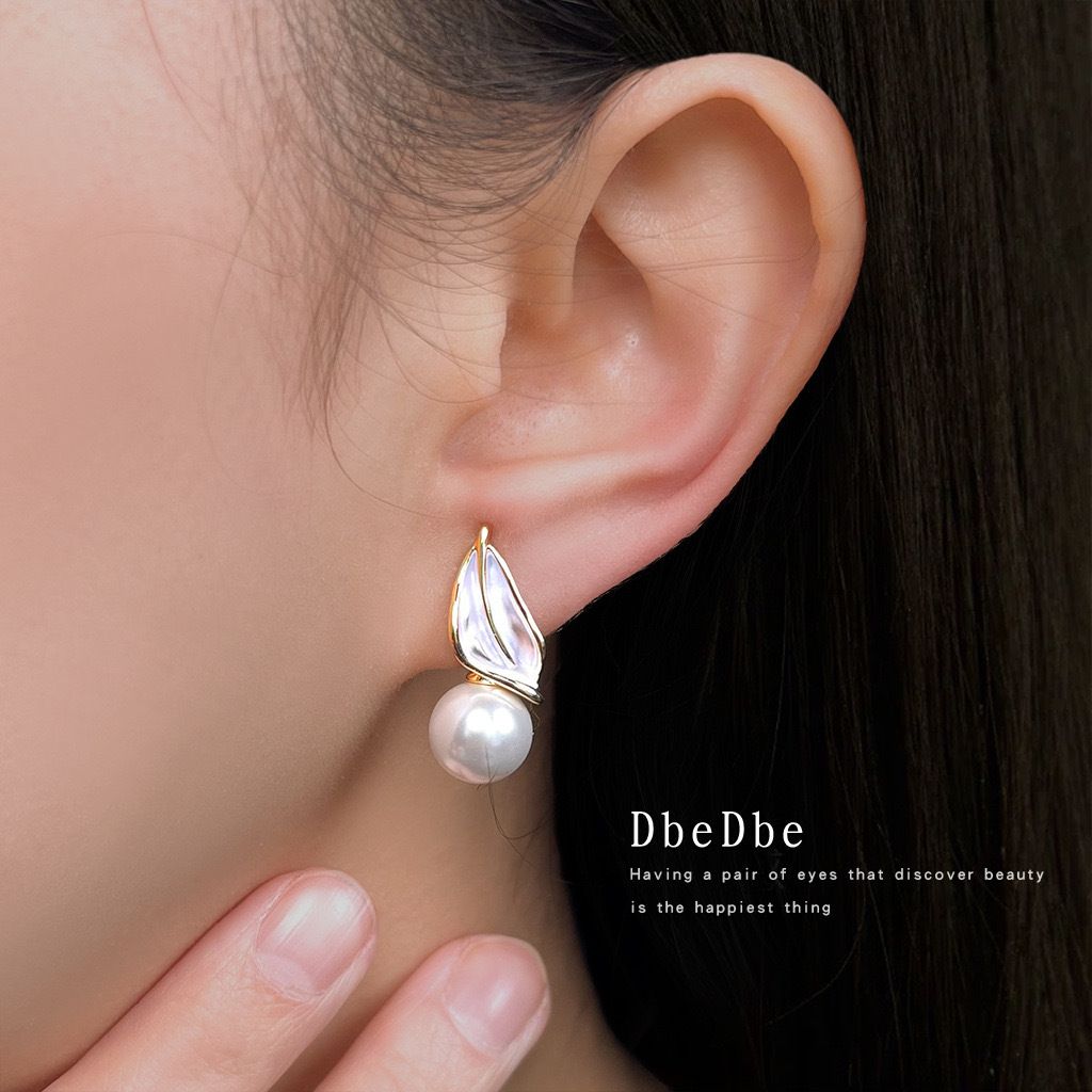 ab102527f259134a7e5ef2f2b9a16b5b