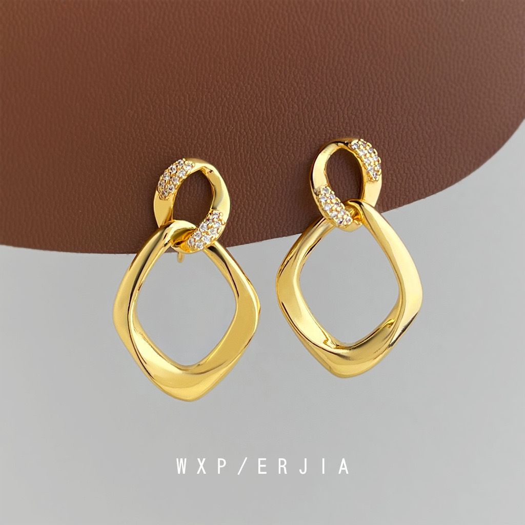 4e317416b42f5526341357c5b2ff65e6