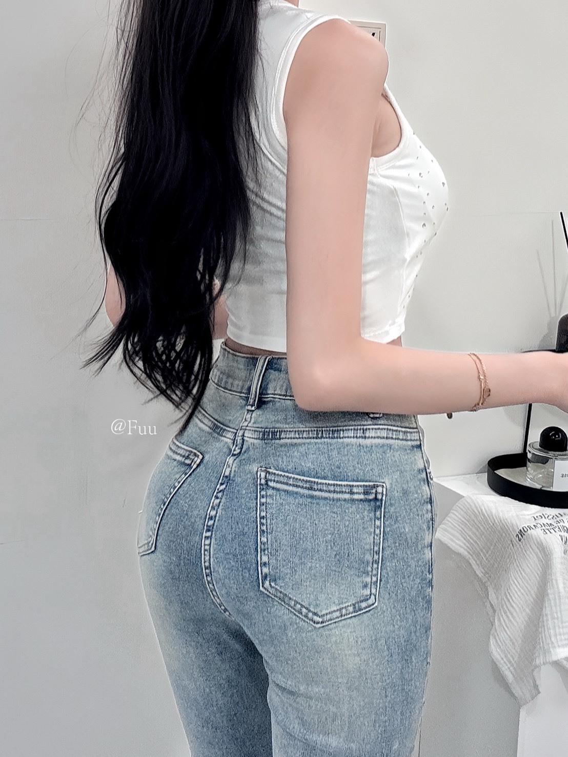 S__906617041_0