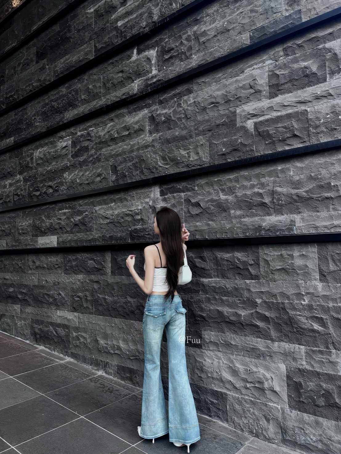 S__909942889_0