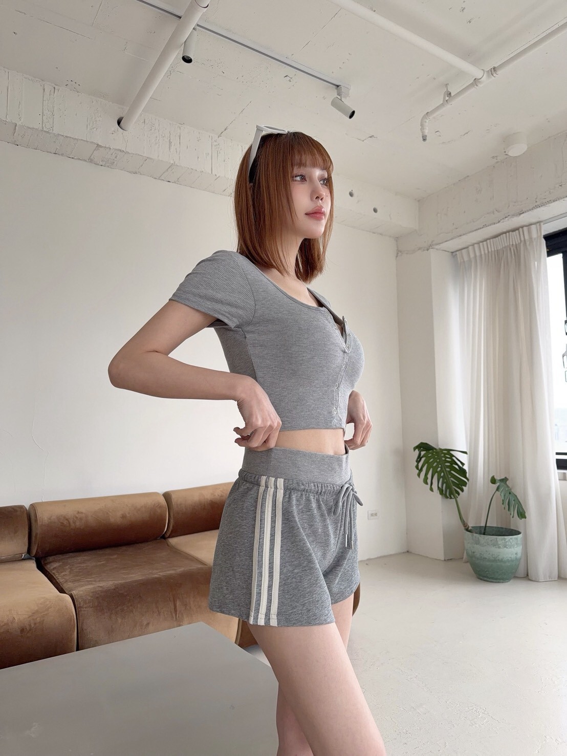 3032休閒側邊條抽繩棉短褲 (6)