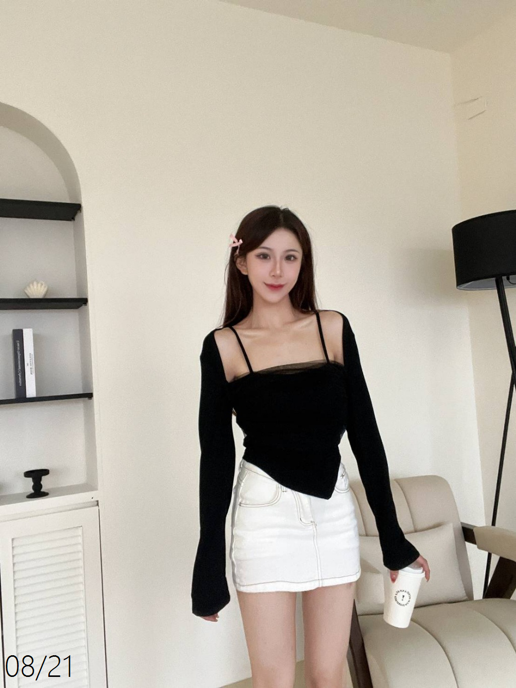 5306質感網紗下斜切造型上衣 (2)