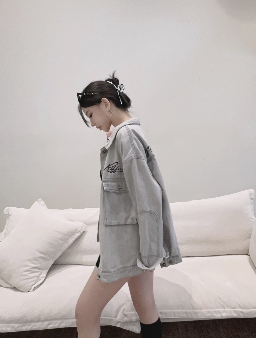 3930刺繡字母牛仔外套 (2)