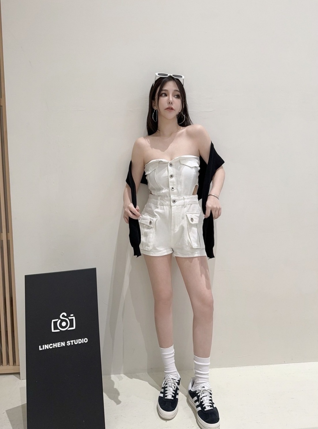 A3779側腰挖空牛仔連身褲 (4)