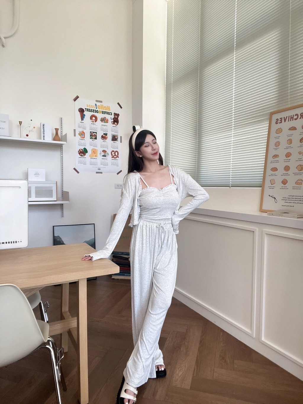 7939 抓皺蕾絲滾邊背心三件套set (3)