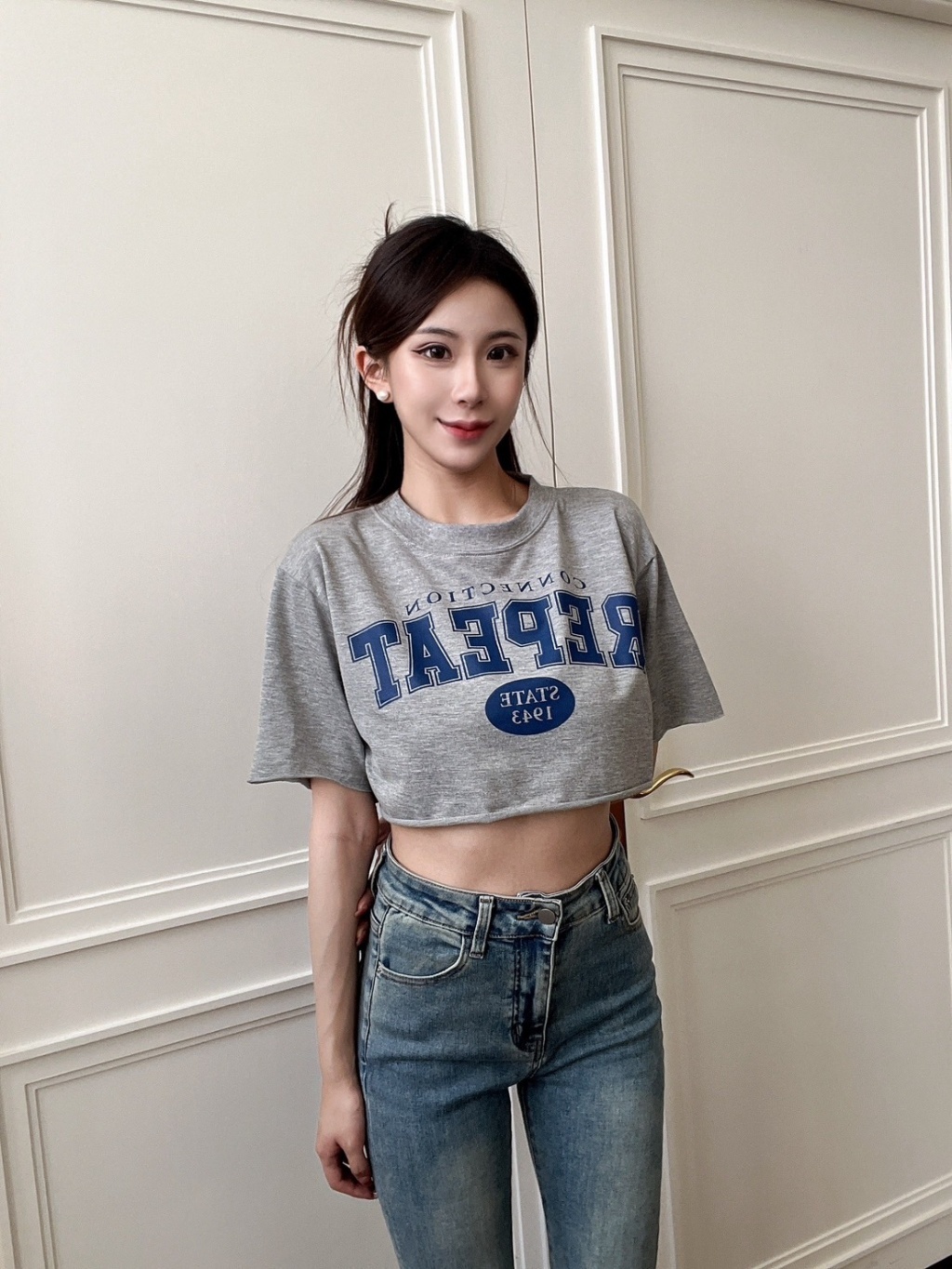 24119自訂款 撞色字母不修邊短T (4)