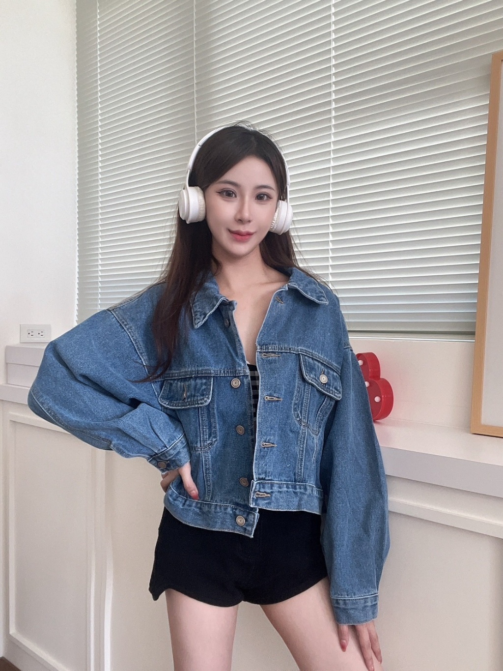 4926 前口袋車線設計牛仔外套 (4)