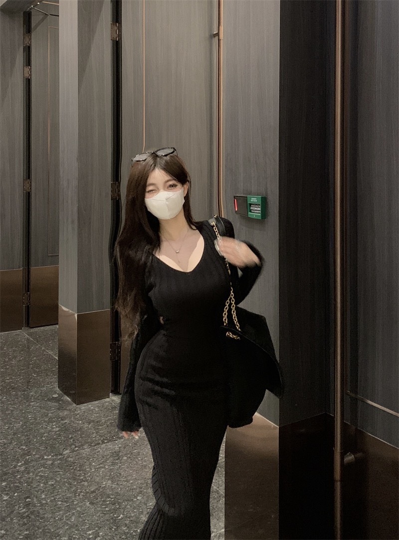 1310针织长袖收腰系带 V领打底连衣裙 (4)