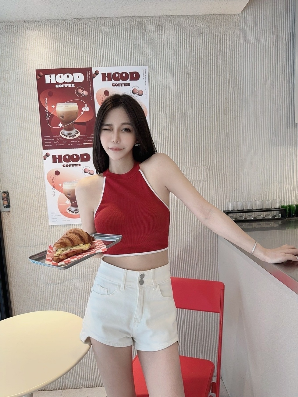 9563獨家撞色削肩背心