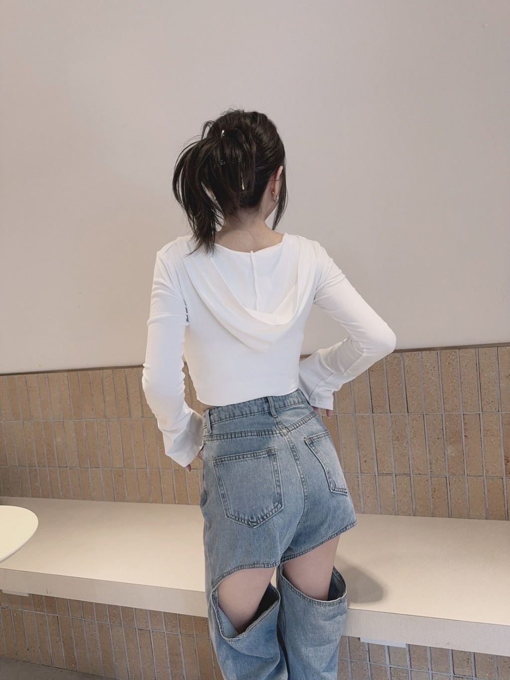 1357休閒百搭連帽圓領短版薄長