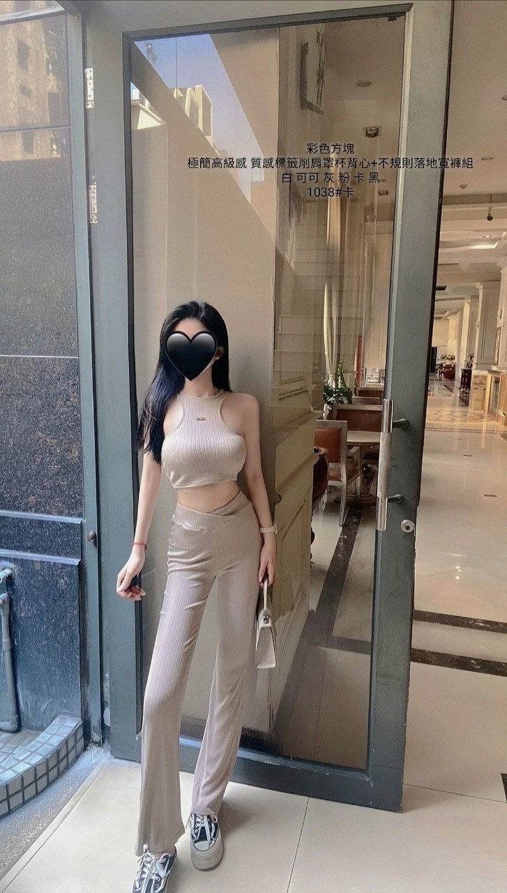 1038削肩罩杯背心+不規則落地寬褲褲組 (2)