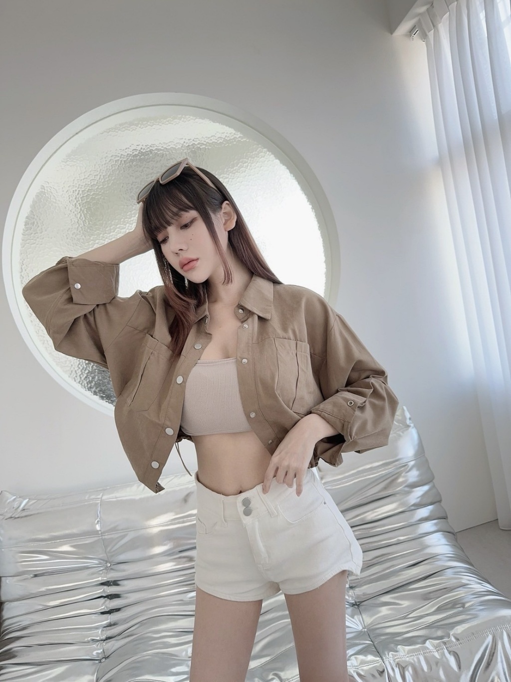 9546排釦下抽繩縮口外套 (5)