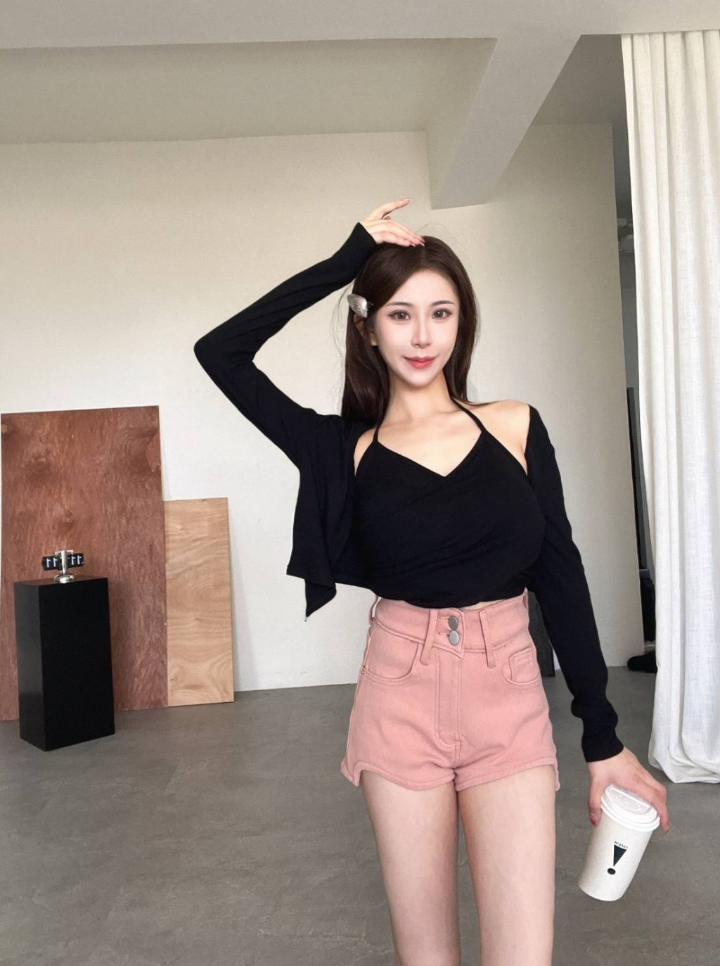 3839超百搭高腰圓弧短褲（內刷絨） (4)